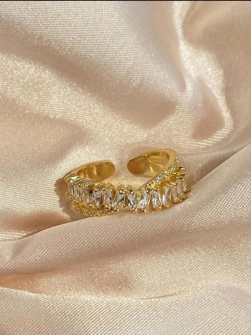 Ring - Picture 3 of 4
